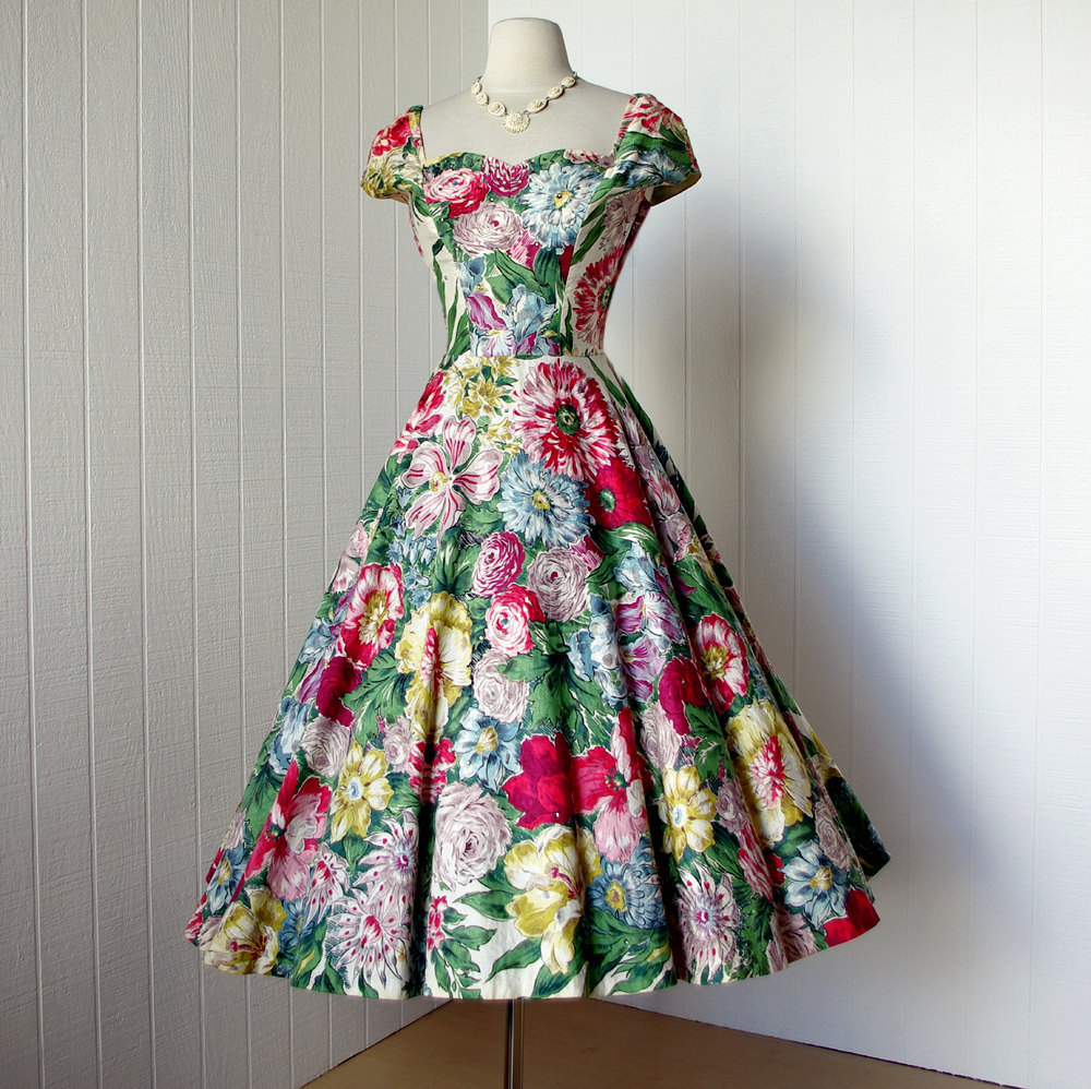 Vintage 1950 Dresses