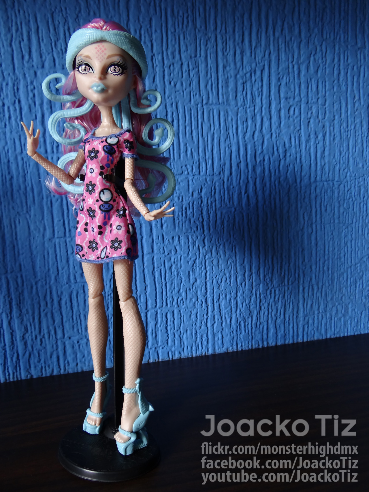 joackotiz:

Monster High 2 pack. Scare &amp; Makeup [Viperine Gorgon &amp; Clawdeen Wolf]