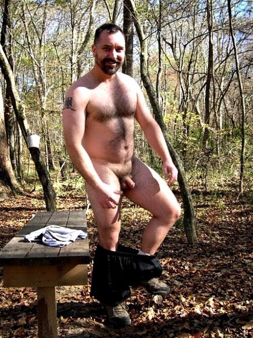 bobinky123:Stepping Out Of Those Shorts for a Nude Forest Hike With Me