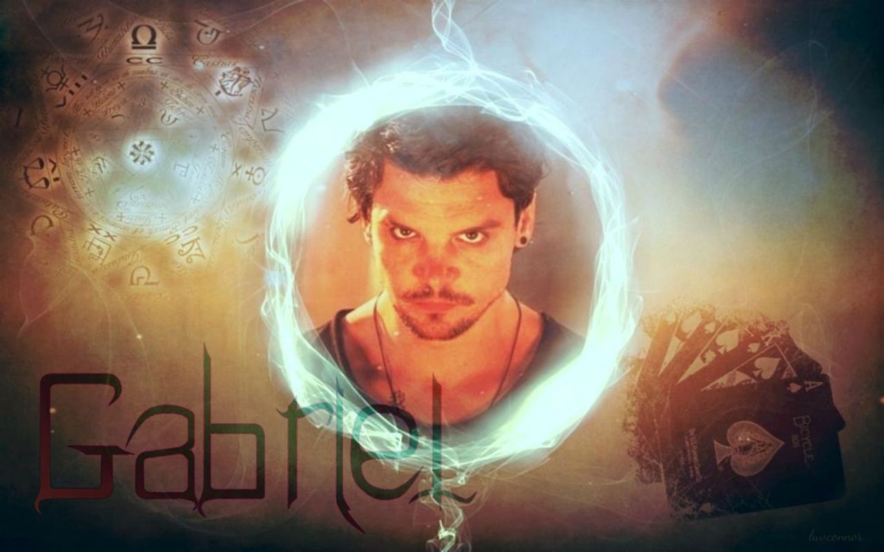 luvconnor:<br /><br />
Gabriel Latimer ~ Andrew-Lee PottsMidsomer Murders<br /><br />
That’s gorgeous. @andrewleepotts as Gideon Latimer. Luvconnor has done it again.