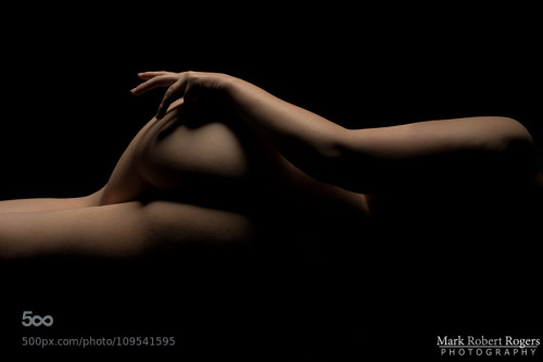 nudeson500px:

Waiting… by BoudoirNJ from http://ift.tt/1HAXkAT