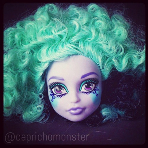 Cabeça da Twyla - Freak Du Chic&hellip; Essa make é de causar pesadelos ♥ #MonsterHigh #Mattel #Twyla #FreakDuChic