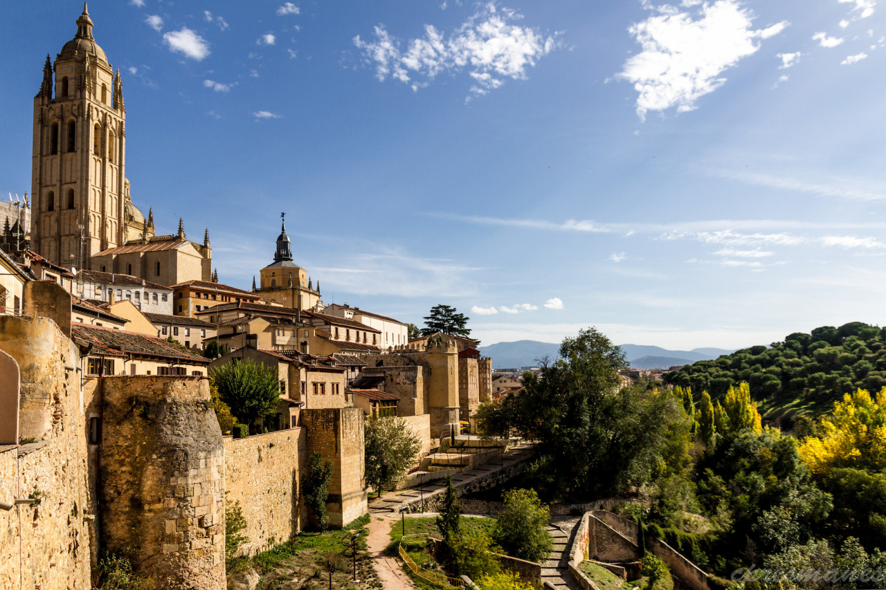allthingseurope:


 Segovia, Spain (by Cristina Presmanes)

