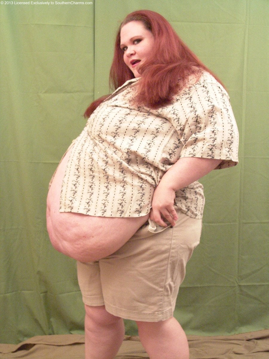 garyplv:

freak-for-ssbbw:

iheart-fatchicks:

BBWTiffany

I just want to feel her huge belly on top of me

√

It&#8217;s ME!  See this set and more at: www.TiffanyCushinberry.com  