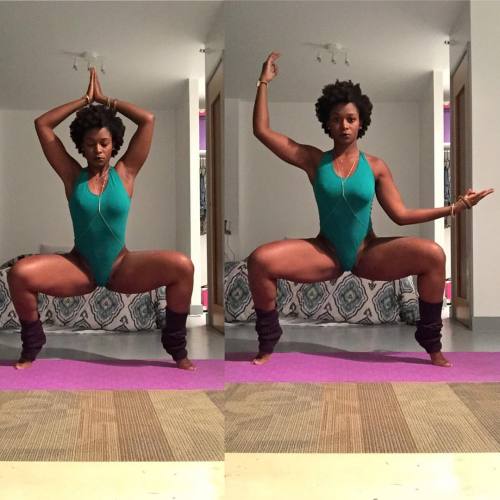 divinessence7: #yoga #flexible #meditation #naturalhair #afro #naturalhair #melanin #brownskin #blackwoman #blackbeauty 