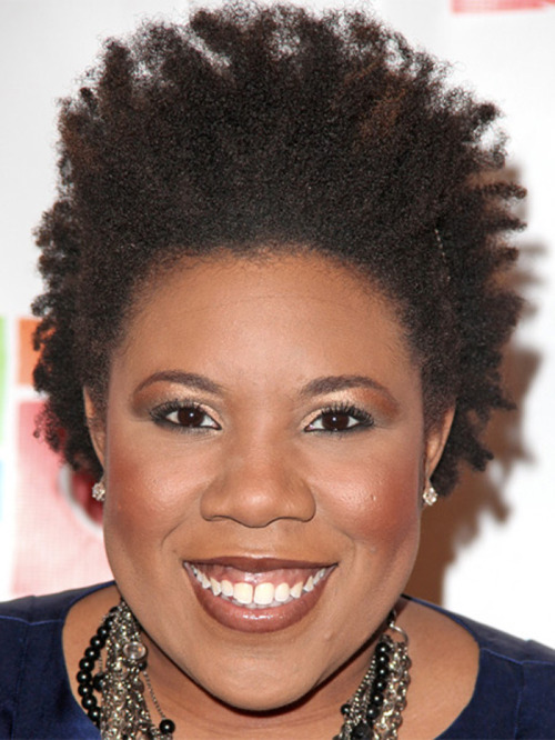 coiffure femme afro visage ovale : A voir sur http://www.coiffure ...