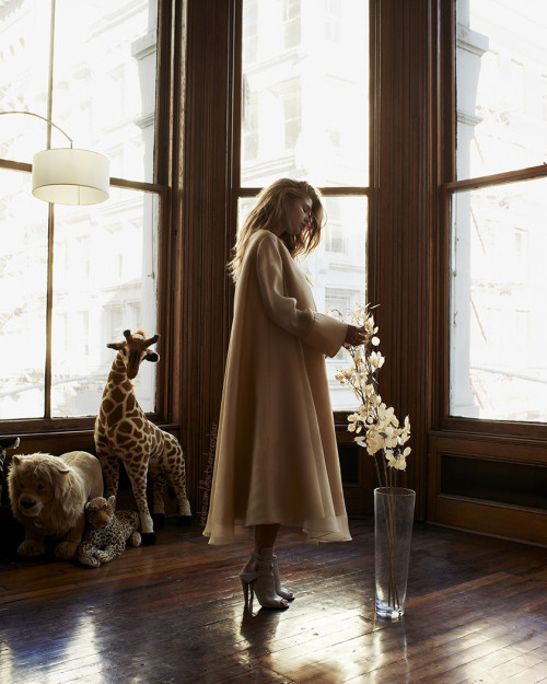 unculturedmag:

Doutzen Kroes by Paul Bellaart for Vogue Netherlands March 2015 
