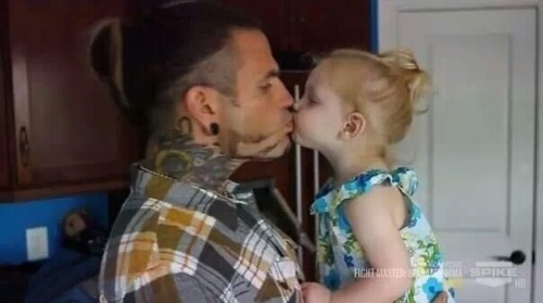 Photo de Jeff Hardy  & son  fille  Ruby Claire Hardy