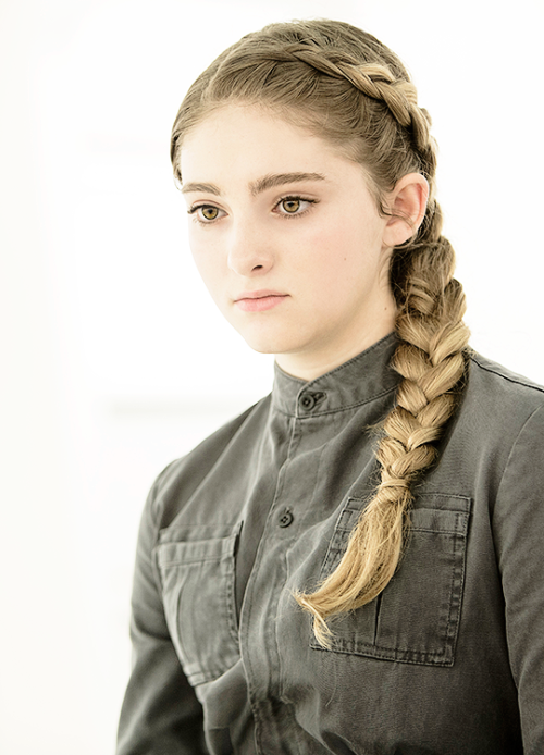 secretsintheflames:

Still of Willow Shields as Primrose Everdeen in The Hunger Games: Mockingay Part Two.

