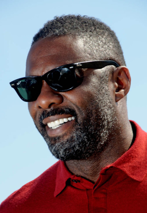 note-a-bear:

jewelrynfashion:

== Black Fashion == soph-okonedo:

Idris Elba poses during the ‘Mandela, My Dad And… via Tumblr

Fuck your fucking face you fucking fuck