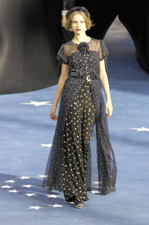 lelaid:Natalia Vodianova at Chanel S/S 2008 - Bonjour Mesdames