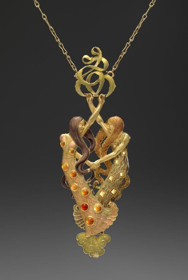 

The Sorcerers necklace - 1900. Gold, enamel, carnelian, chrysoprase. Eugène-Samuel Grasset | Virginia Museum of Fine Arts

