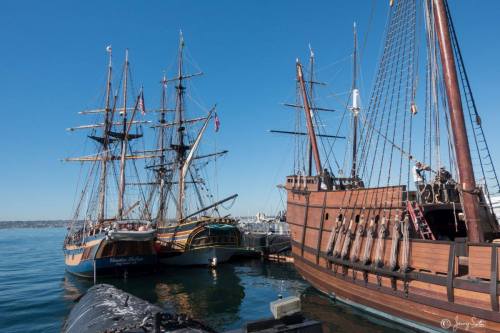 longmaytheysail:

Lady
 Washington and Hawaiian Chieftain with the new replica of San Salvador at the Maritime Museum of San Diego (photo by Jerry Soto)