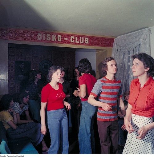 

Disko Club - DDR 1976 via 

Pierre Lernoud

