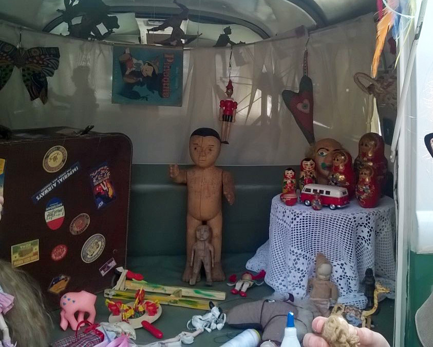 mini hospital de brinquedos na Kombi