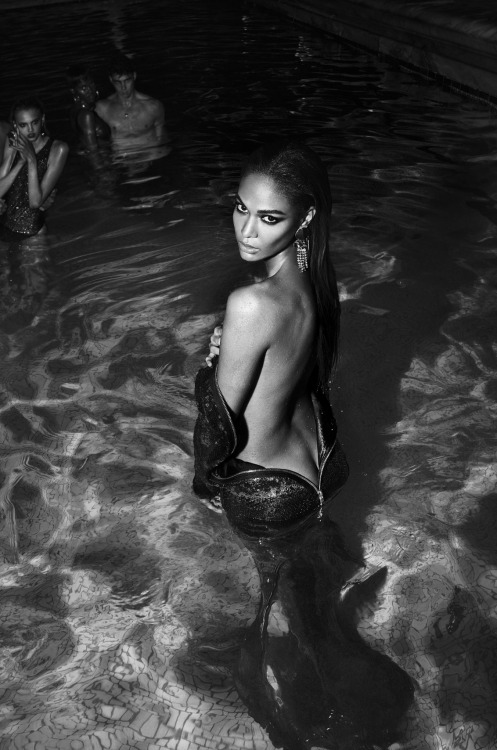 amy-ambrosio:Joan Smalls in “Back in the lime light” by Mert... - Bonjour Mesdames