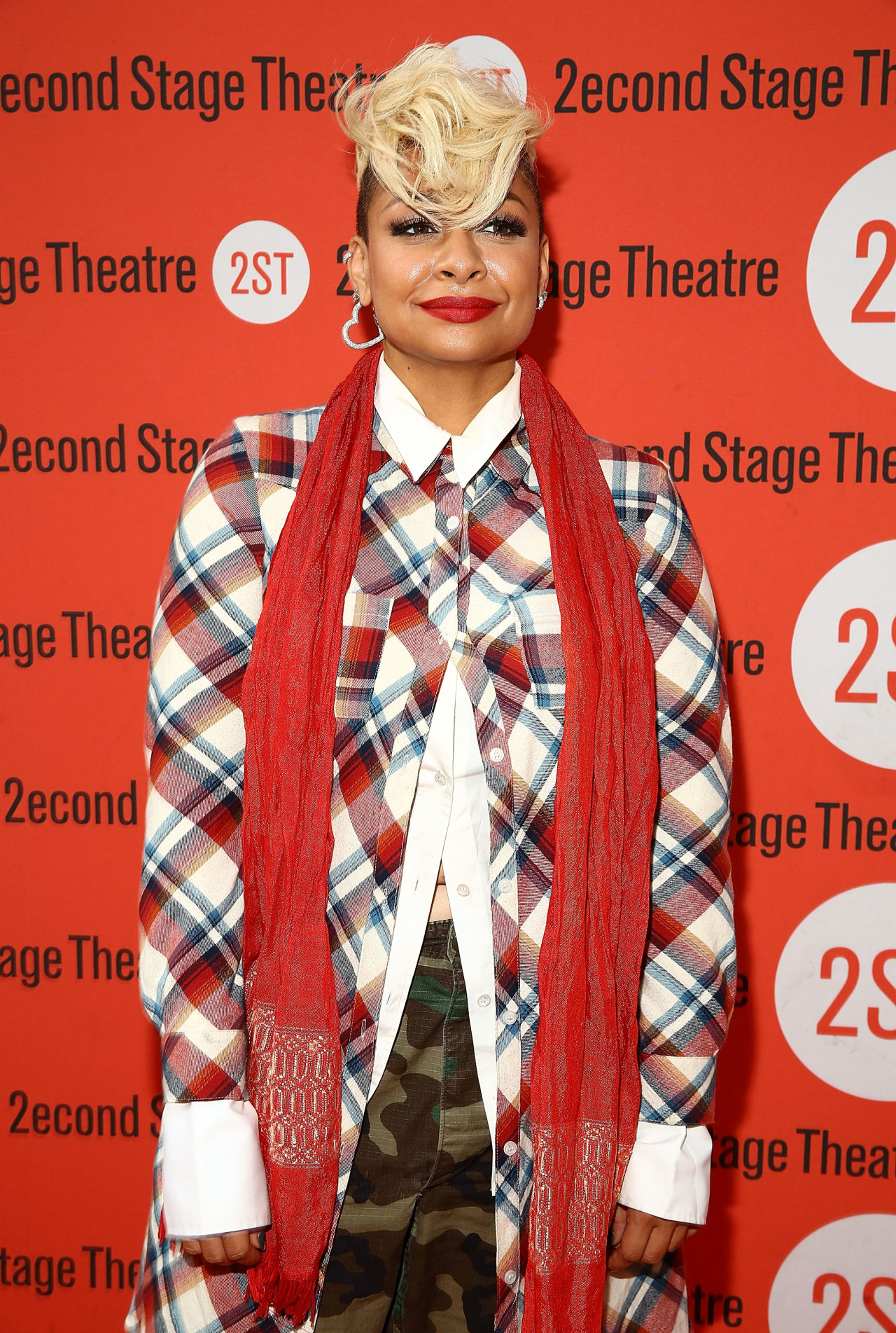 celebritiesofcolor:

Raven Symone attends ‘The Way We Get By’ opening night arrivals at Second Stage Theatre on May 19, 2015 in New York City