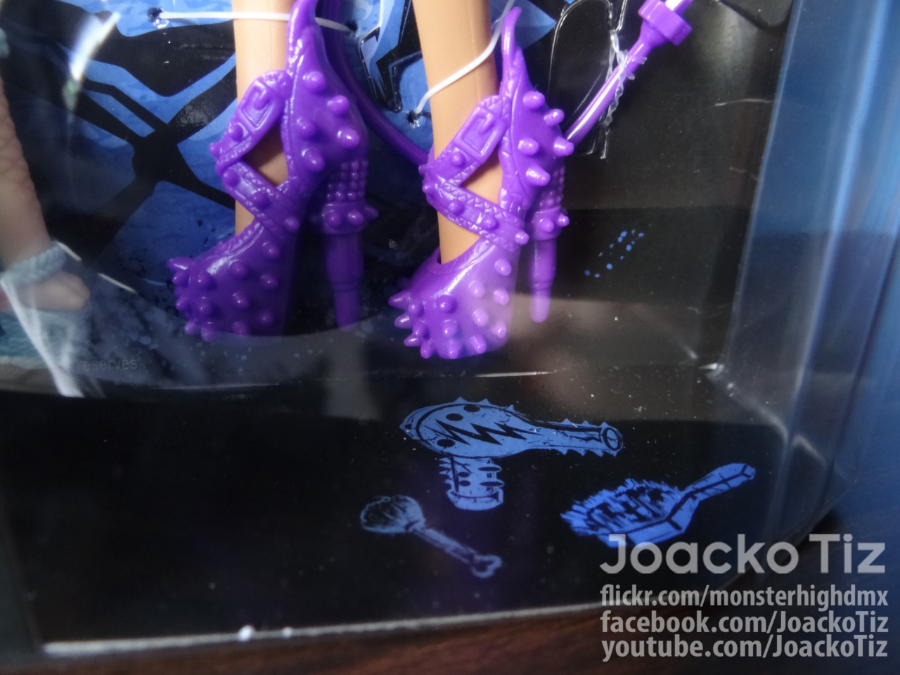 joackotiz:

Monster High 2 pack. Scare &amp; Makeup [Viperine Gorgon &amp; Clawdeen Wolf] Packet 