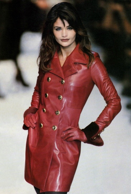 designerleather:

Helena Christensen Chanel Fall Winter 1992-93
