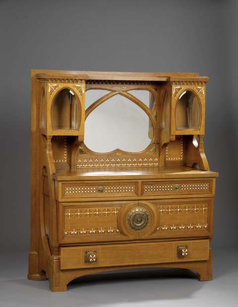 omgthatartifact:

Chest of Drawers
Carlo Bugatti, 1904
The Royal Ontario Museum
