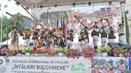 Festivalul Internaţional de Folclor “Întâlniri bucovinene”, ediţia a XXVI-a, la Câmpulung Moldovenesc