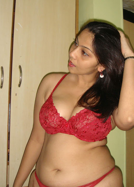 Nude indian aunty panty