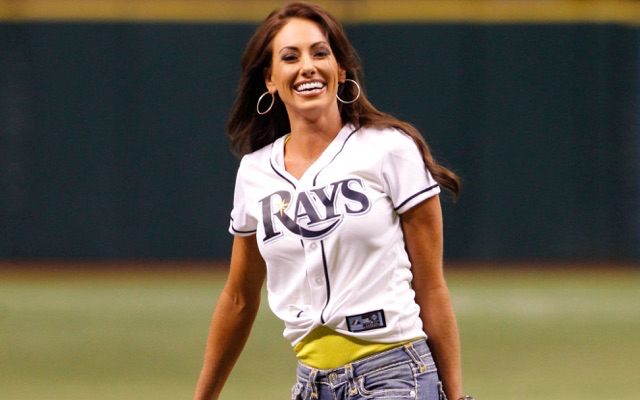 Holly Sonders is going to prom! (USATSI)