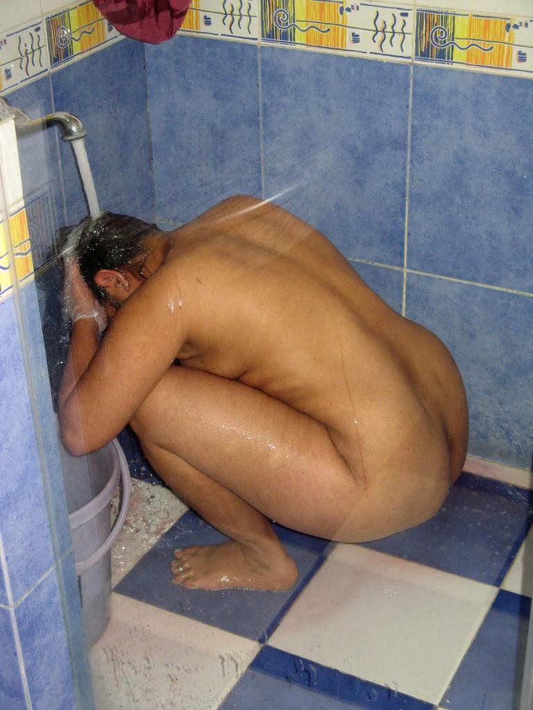 Nude indian desi aunty bathing