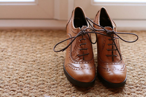 vintage heeled oxford shoes