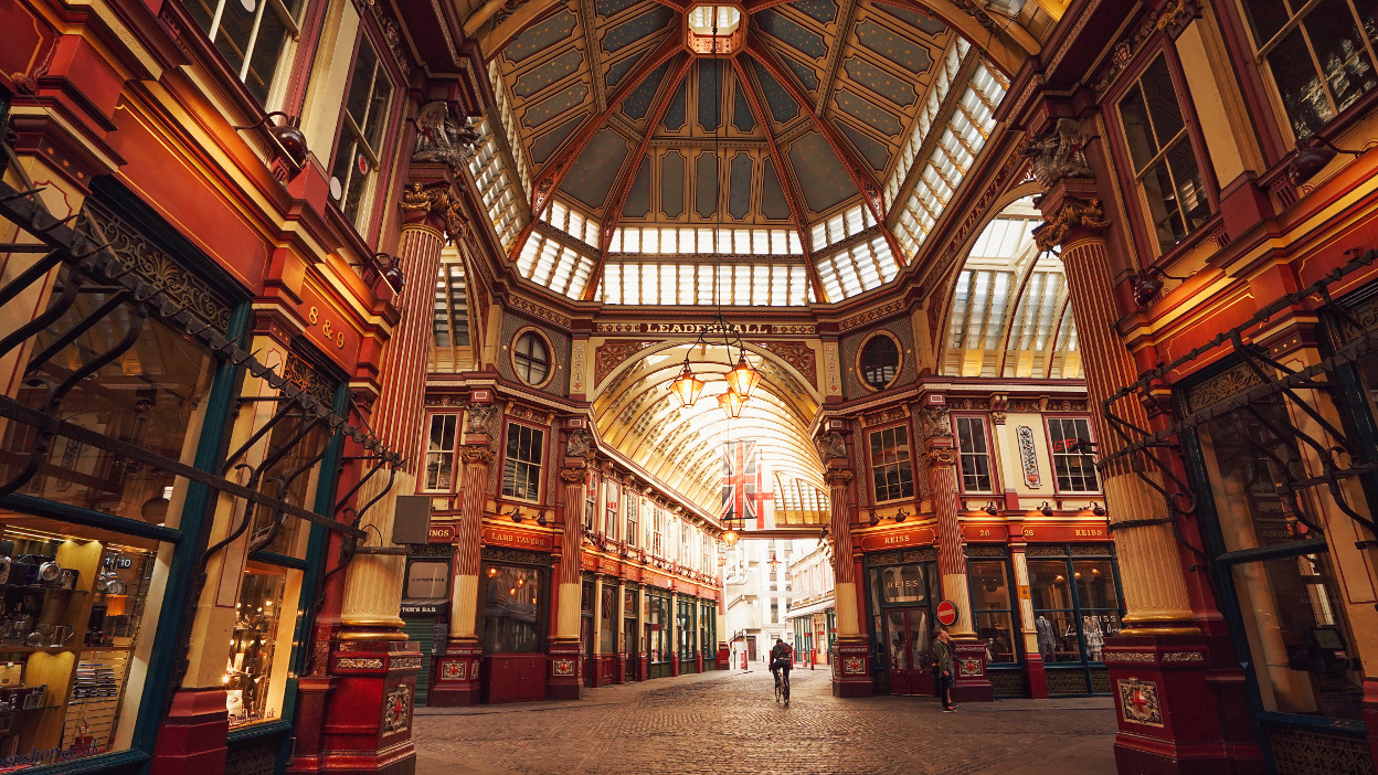 London - Leadenhall MarketOtherwise known as the Diagon Alley film location in Harry Potter :)
