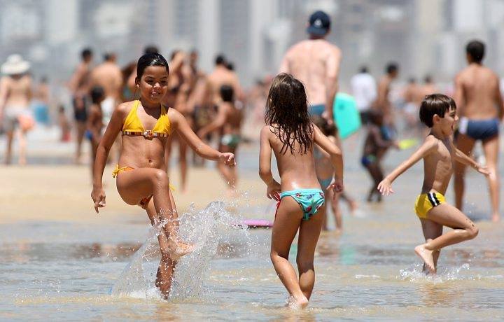 Naturist family brazil nudists