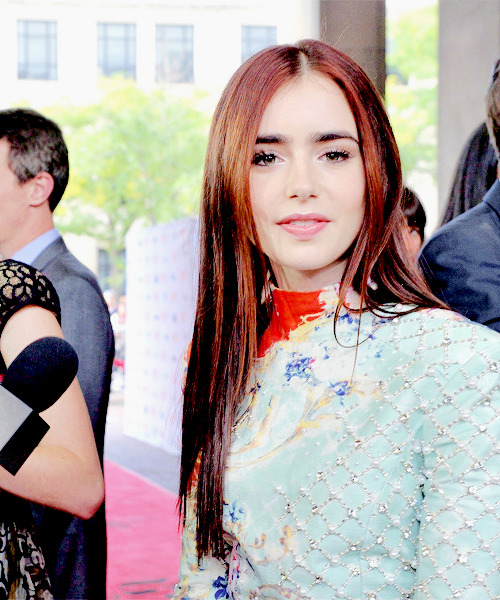 ;lily collins.♡ Tumblr_nust0wuhEb1rie27io1_500