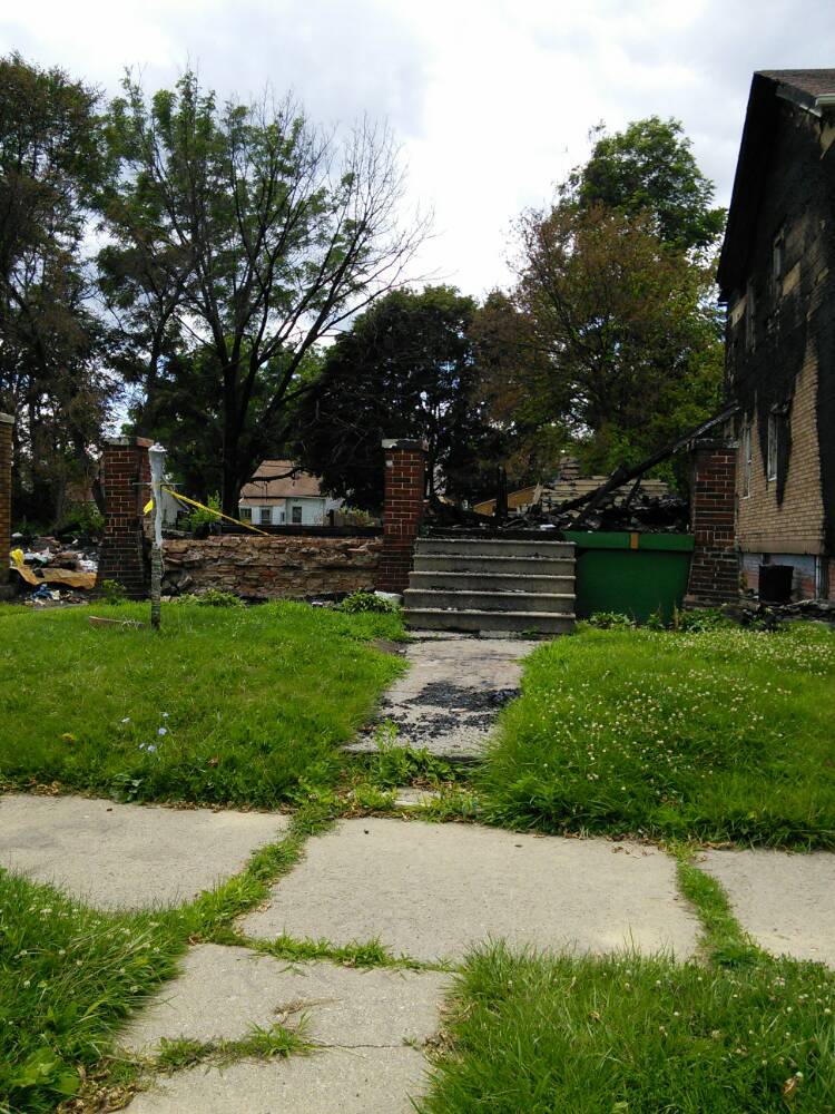 One of the properties highlighted in the Detroit News article on arsons on this block. This specific property&#8217;s assessed value was $9,300, had not paid taxes since 2007, and owed $14,000 in back taxes.You can see the updated survey of this property at Motor City Mapping.