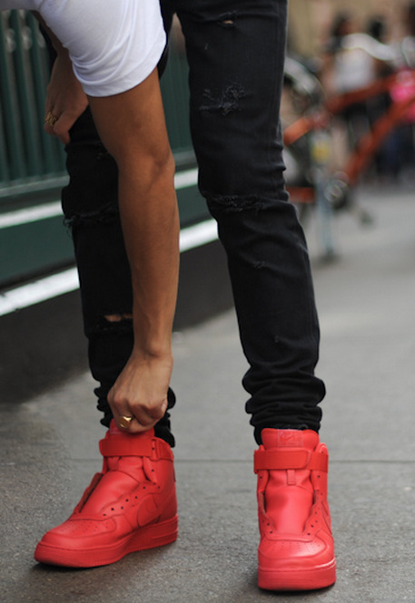 red air force 1 outfit