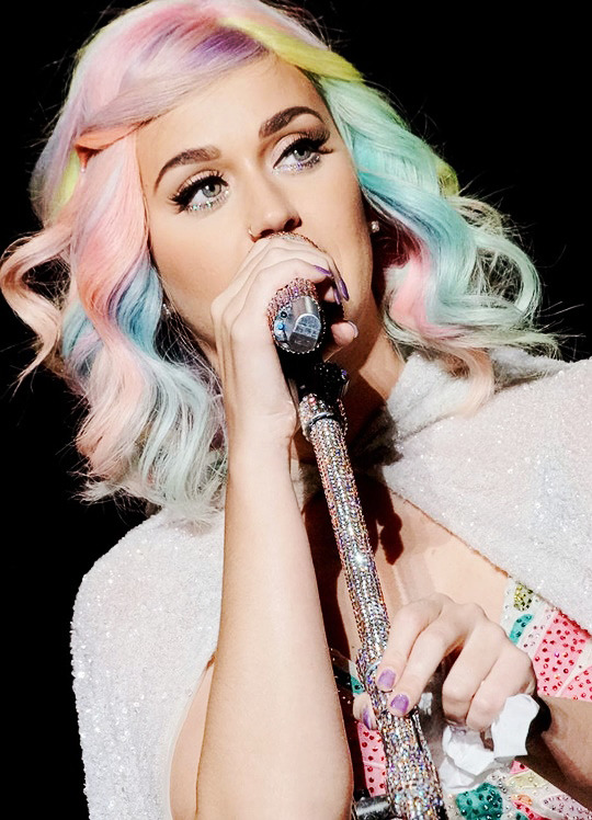 Katy Perry >> The Prismatic World Tour - Página 9 Tumblr_nvrd6jHFjn1rsunklo2_r1_540