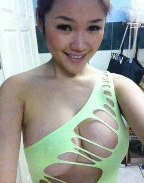 Cute asian girls non nude