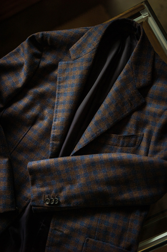 Brown wool patterned sport coat by B&Tailor from the inside