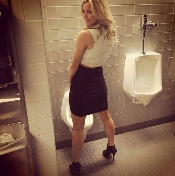 Renee Young hot