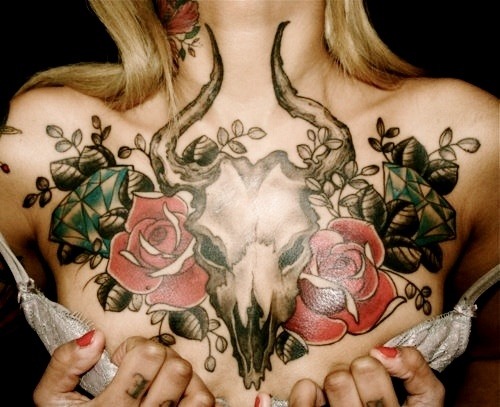 Girl with drake tattoo